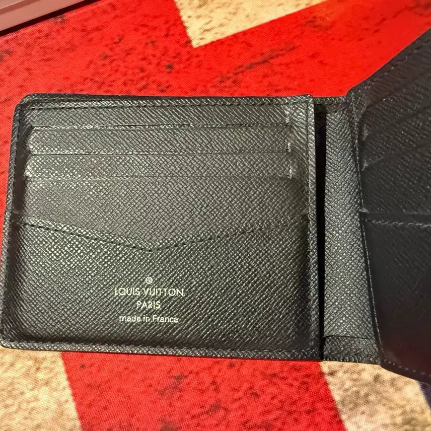 [BUNJANG] Louis Vuitton Monogram Eclipse Slender Wallet / 루이비통 모노그램 이클립스 슬렌더 반지갑 교신 가능