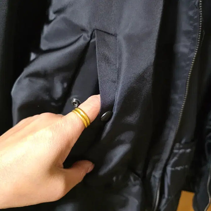 [BUNJANG] Nylon Waist String Jumper / 허리 스트링 점퍼