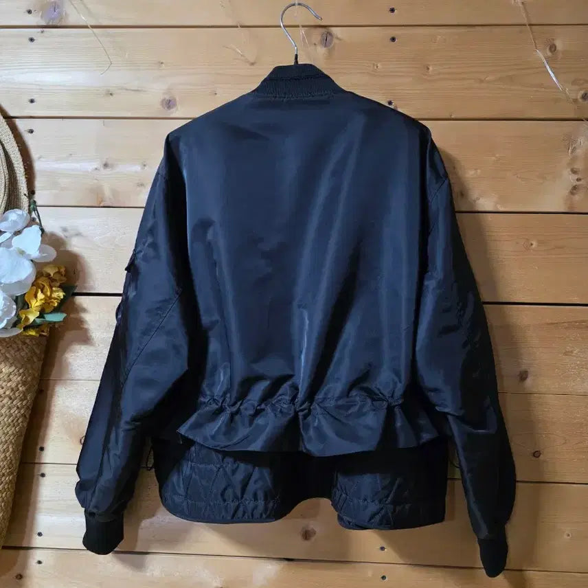 [BUNJANG] Nylon Waist String Jumper / 허리 스트링 점퍼