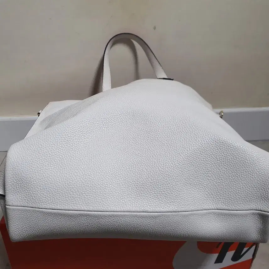 [BUNJANG] Synn & Glamg Series 1 Shopper Bag / 신 & 글램지 시리즈 1 쇼퍼 백, 소가죽 토트 숄드백