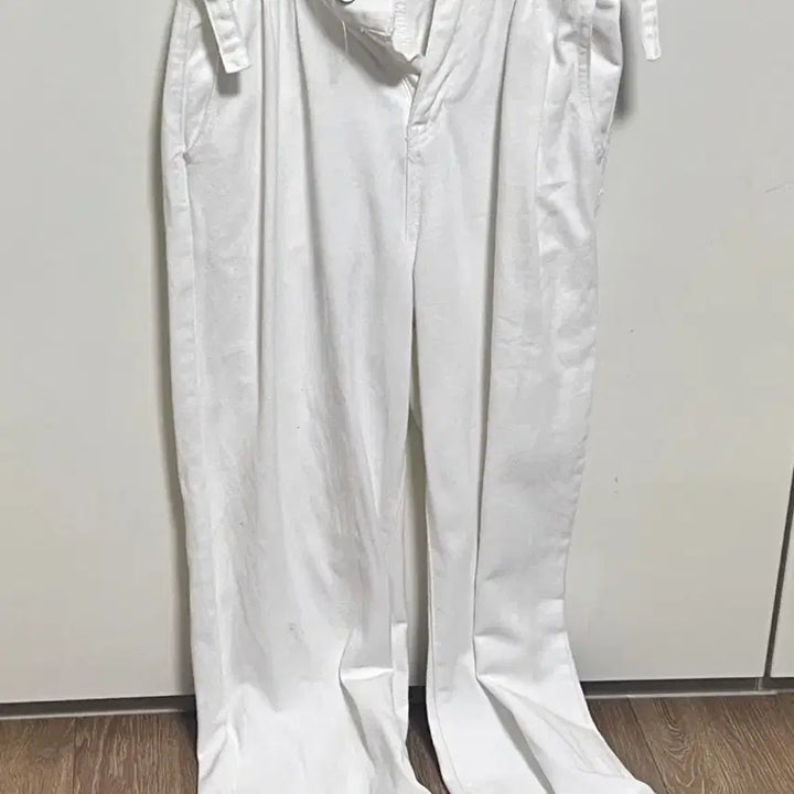 [BUNJANG] Unbranded White Adjustable Waist Pants Ver. 160 Free Size / 원가29900원| 흰색 허리조절 바지 ver.160 free