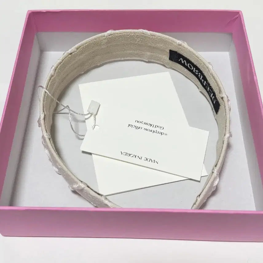 [BUNJANG] Deepbrow Bloom White Headband with Gold Lace Ribbon / 새상품)딥브로우 블룸 헤어밴드 화이트/ 머리띠 골드 레이스 리본