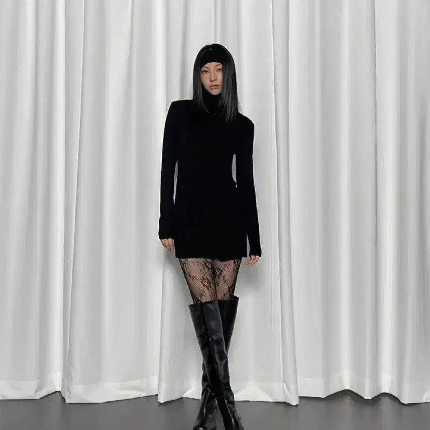 [BUNJANG] Blackup Mini Dress / 블랙업 폴라 미니원피스 (MADE)