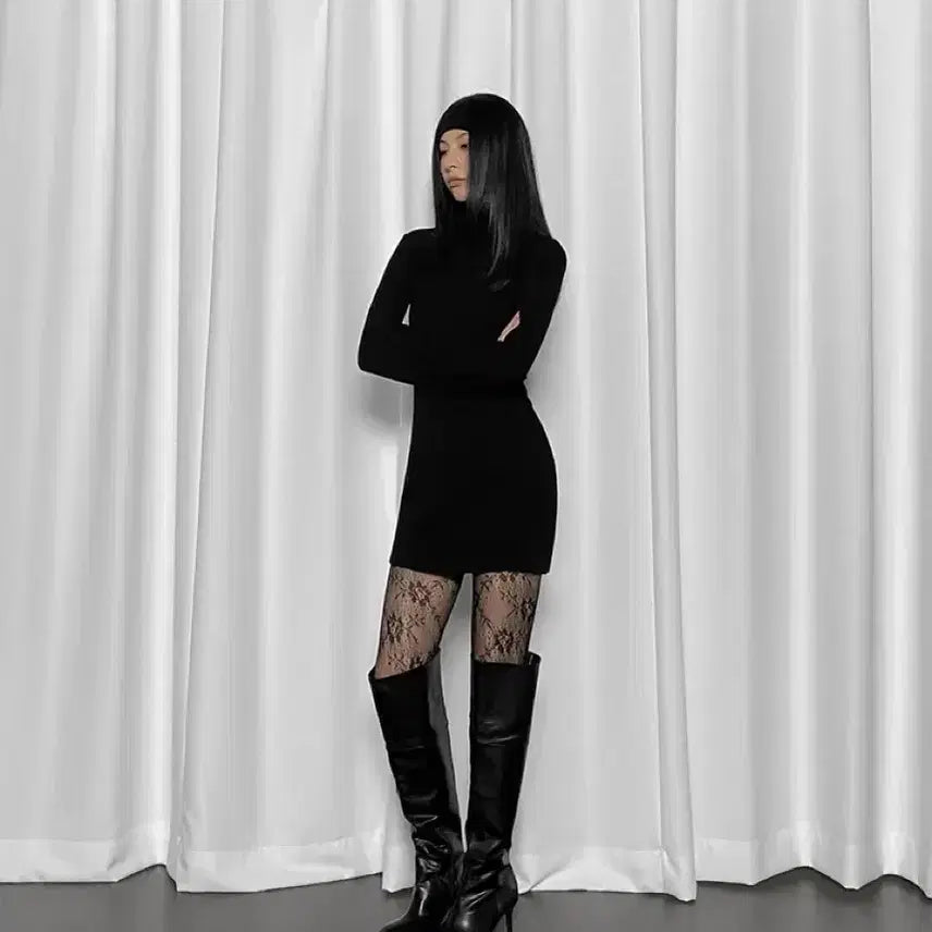 [BUNJANG] Blackup Mini Dress / 블랙업 폴라 미니원피스 (MADE)
