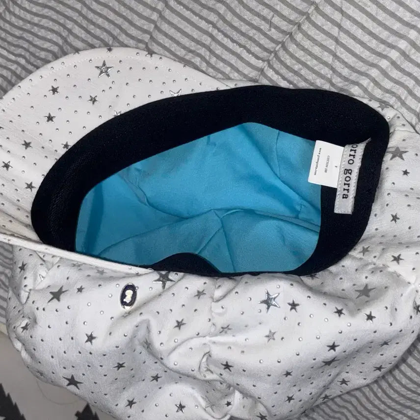 [BUNJANG] Gorro Gora White Cloud Cap / Gorro gorra 고로고라 별 화이트 클라우드 캡