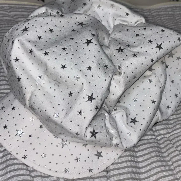 [BUNJANG] Gorro Gora White Cloud Cap / Gorro gorra 고로고라 별 화이트 클라우드 캡