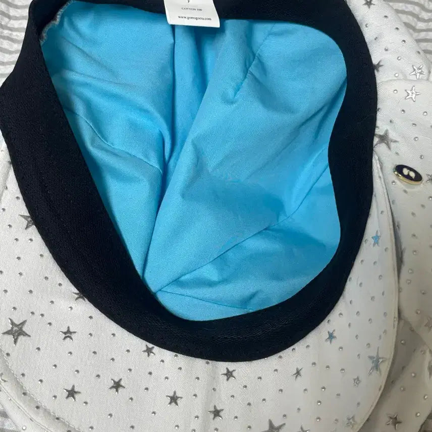 [BUNJANG] Gorro Gora White Cloud Cap / Gorro gorra 고로고라 별 화이트 클라우드 캡