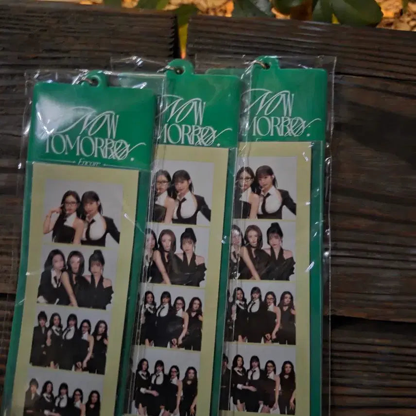 [BUNJANG] fromis_9 Short Skirt 4-Cut Photocard Holder / 프로미스나인 일본  짧은치마 4컷 홀더