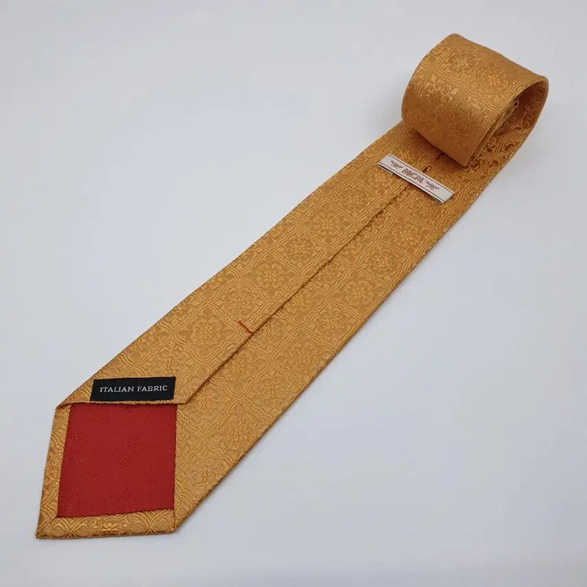 [BUNJANG] MCM Necktie / 엠씨엠 넥타이