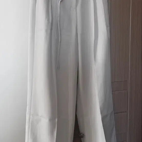 [BUNJANG] Roem Slacks Belted Light Beige 64 / 로엠 슬랙스 벨트형 라이트 베이지 64