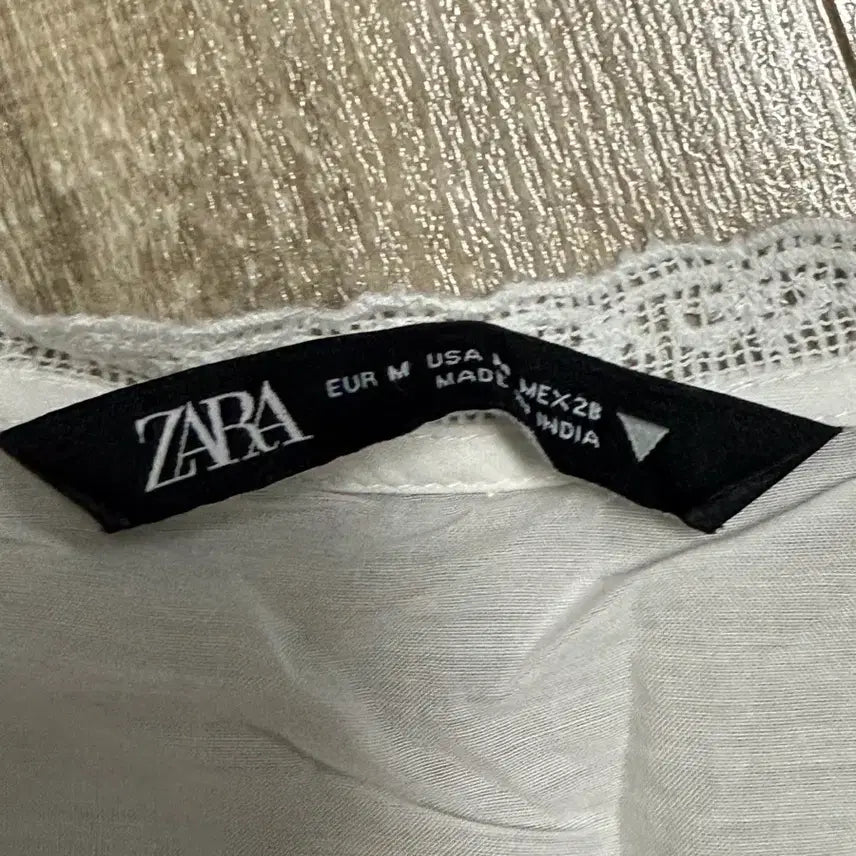 [BUNJANG] ZARA White Lace Blouse / 자라 화이트 레이스 블라우스