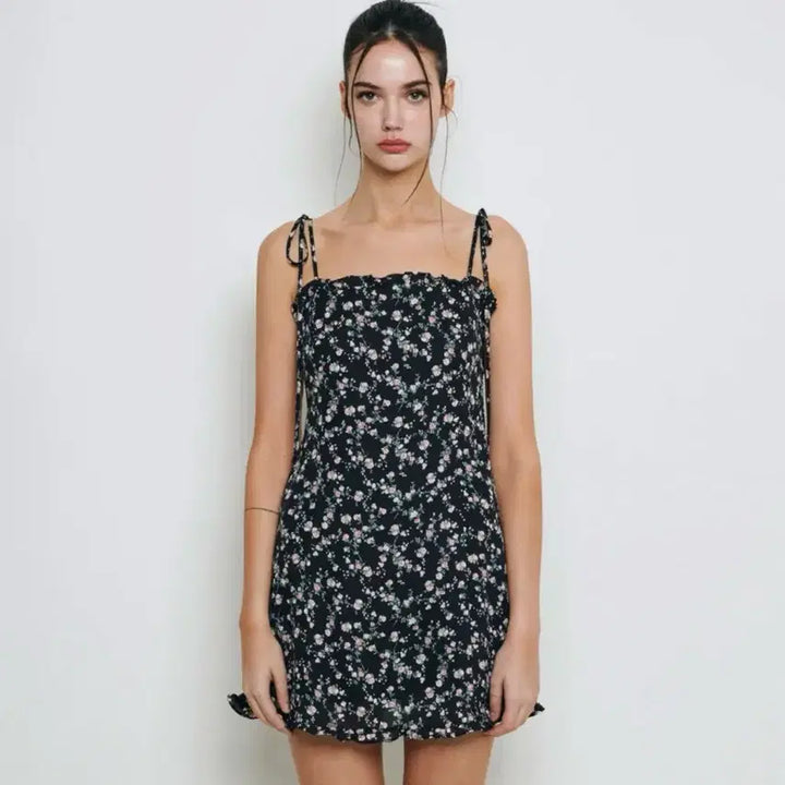 [BUNJANG] Not Your Rose Frill Mini Dress / 낫유어로즈 프릴 미니 드레스 (블랙)