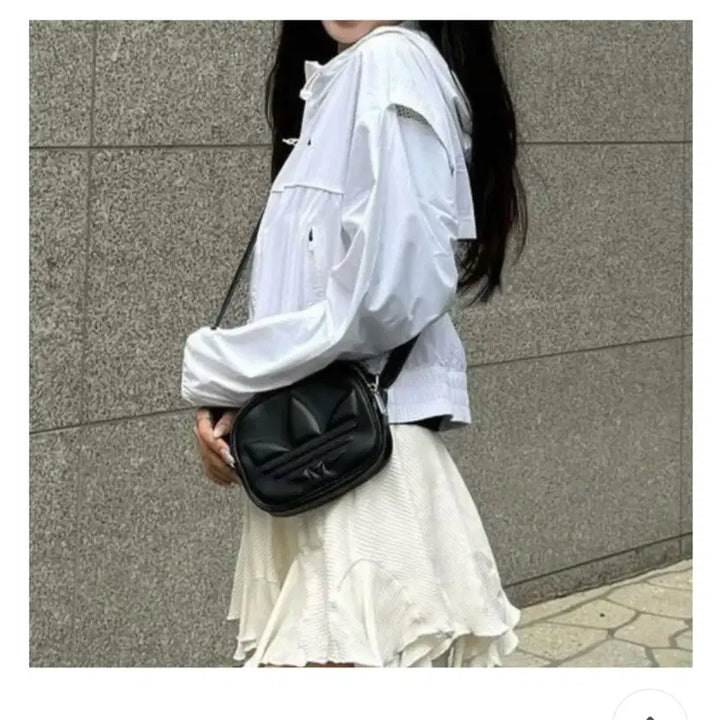 [BUNJANG] Adidas Trefoil Mini Bag / 아디다스 블랙 트레포일 미니백