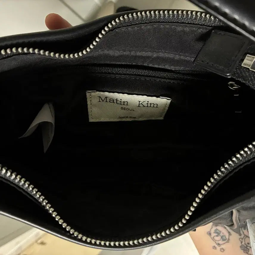 [BUNJANG] Matinkim Madeline Round Bag Black / 마뗑킴 마들렌 라운드백 블랙