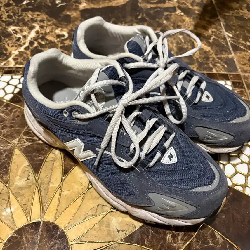 [BUNJANG] New Balance ML 725Q Navy Sneakers / 뉴발란스 ML 725Q 네이비 270 상태 굿