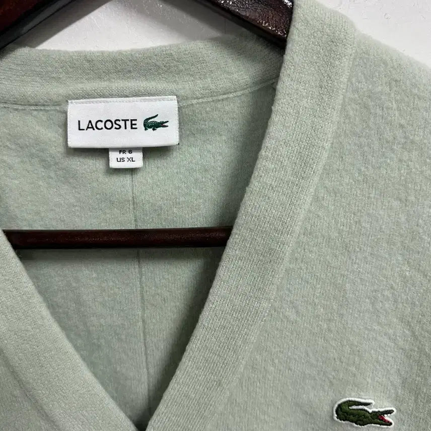 [BUNJANG] Lacoste Mint Green Vintage Cardigan 105 / [만원 아라비아빈티지]라코스테 민트색 가디건 105