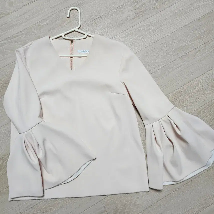 [BUNJANG] Ivory Beige Flare Blouse Jacket / 예쁜 하객룩 블라우스 자켓(새거) 저렴하게