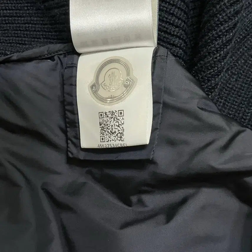 [BUNJANG] Moncler Hooded Knit Padded Jacket / 몽클레어 후드 니트 패딩자켓