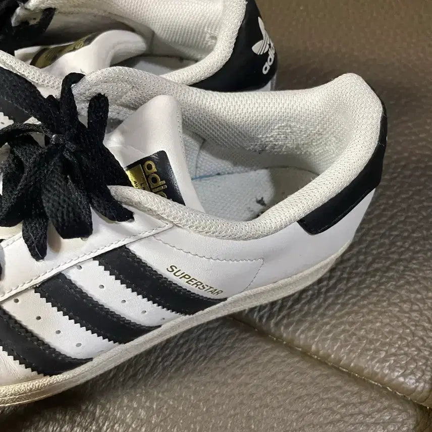 [BUNJANG] Adidas Superstar 220 Sneakers / 아디다스 슈퍼스타 220