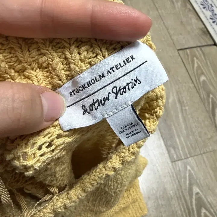 [BUNJANG] & Other Stories Yellow Knit Top / 앤아더 스토리즈 노란색 니트탑