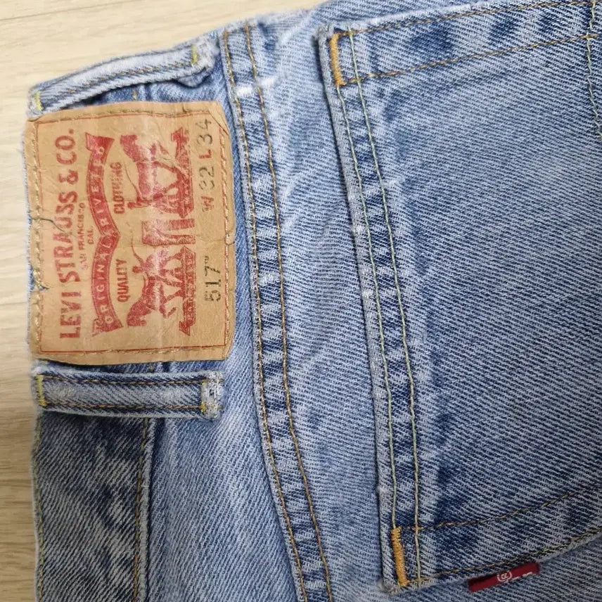[BUNJANG] Levi's 517 Bootcut Jeans / 리바이스 517 부츠컷 (W32 L34) 중청