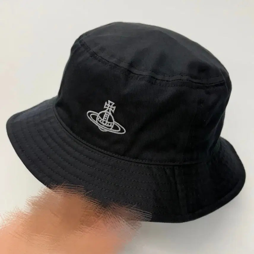 [BUNJANG] Vivienne Westwood Black Beret Hat / (12.0)비비안웨스트우드 블랙 버킨햇