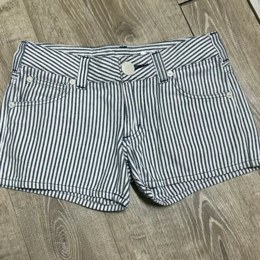 [BUNJANG] Lee Vintage Striped Shorts / Lee 빈티지 스트라이프 반바지