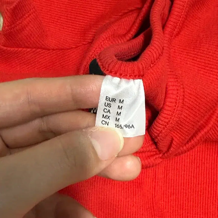 [BUNJANG] H&M Red Shirred Crop Short Sleeve T-shirt / H&M 레드 셔링 크롭 반팔 티셔츠