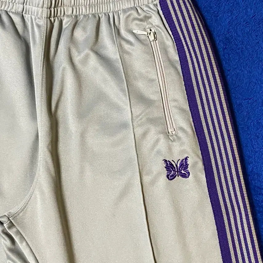 [BUNJANG] Needles Narrow Track Pants Poly Smooth Ice White L / Needles 니들스 내로우 트랙팬츠 폴리 스무스 아이스 화이트 L