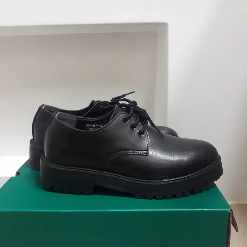 [BUNJANG] Miami Project Leather Shoes (240) / 핸드메이드 마이애미프로젝트 가죽구두 신발 (240)