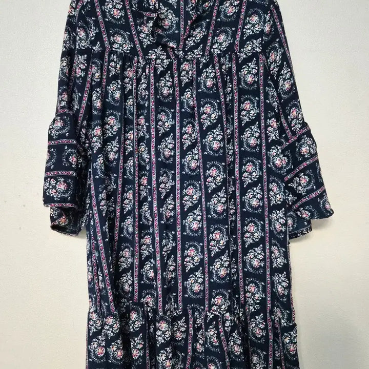 [BUNJANG] LAP Navy Floral Midi Dress / 옷장정리) LAP 네이비 원피스