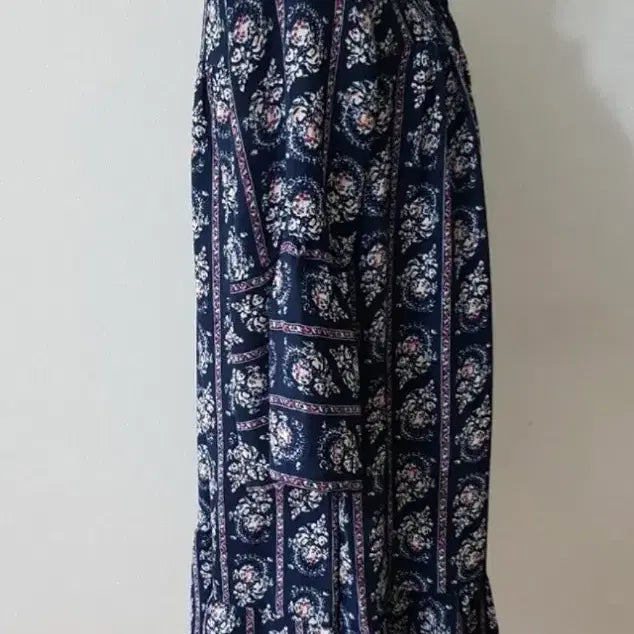 [BUNJANG] LAP Navy Floral Midi Dress / 옷장정리) LAP 네이비 원피스