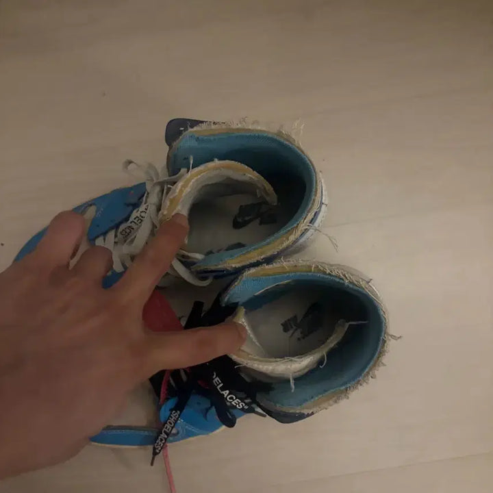 [BUNJANG] Nike Jordan 1 Off-White UNC Sneakers / 급처) 나이키 조던 1 오프화이트 unc 280