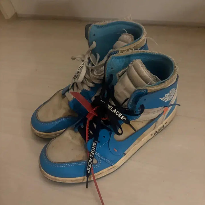 [BUNJANG] Nike Jordan 1 Off-White UNC Sneakers / 급처) 나이키 조던 1 오프화이트 unc 280