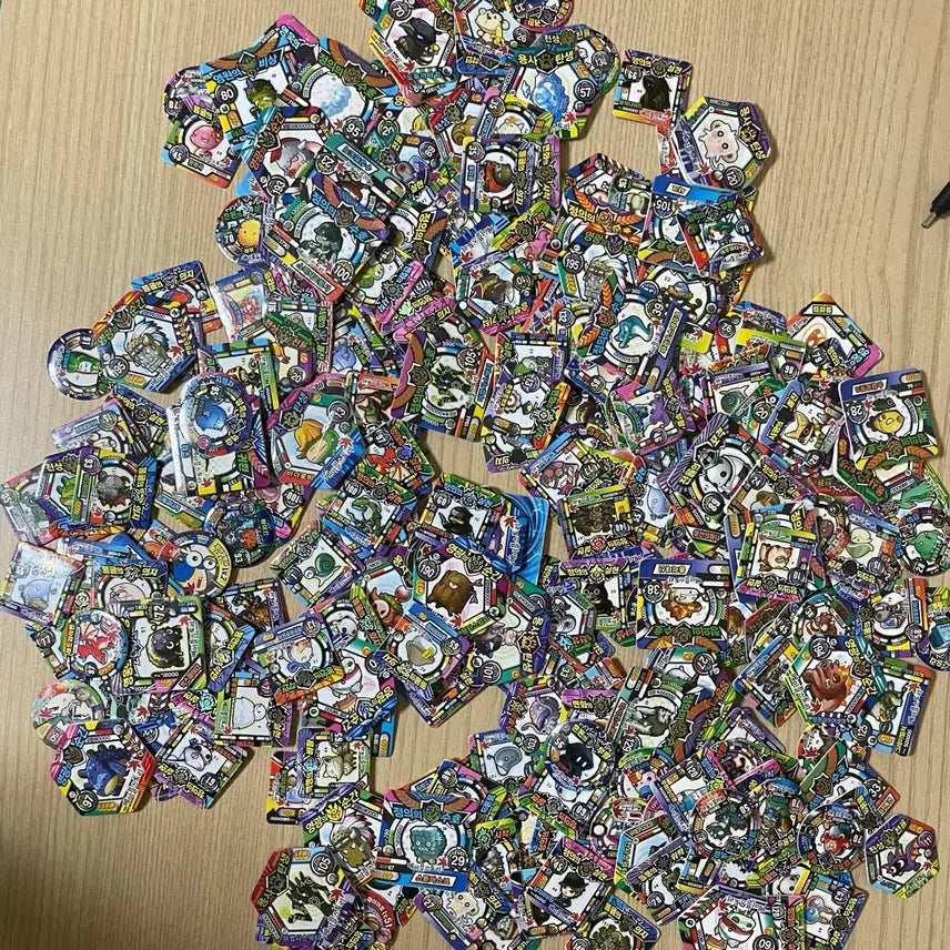 [BUNJANG] MapleStory & Pokemon Card Bundle (600) / 메이플스토리,포켓몬 딱지 600장