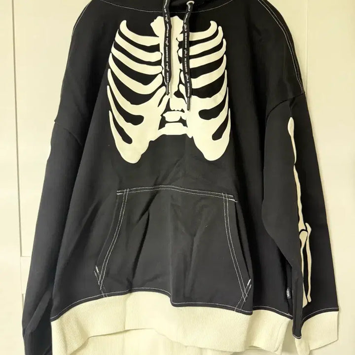 [SOLD OUT] [BUNJANG] Vans x Mark Gonzales Skeleton GFX Hoodie Black M / 반스 x 마크 사보타지 스켈레톤 GFX 후드 블랙 m사이즈