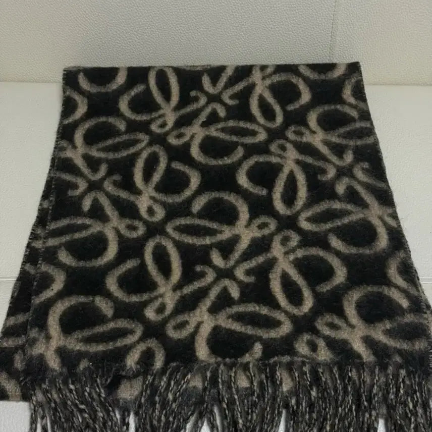 [BUNJANG] Loewe Anagram Pattern Muffler Black / 로에베 아나그램 패턴 머플러 블랙