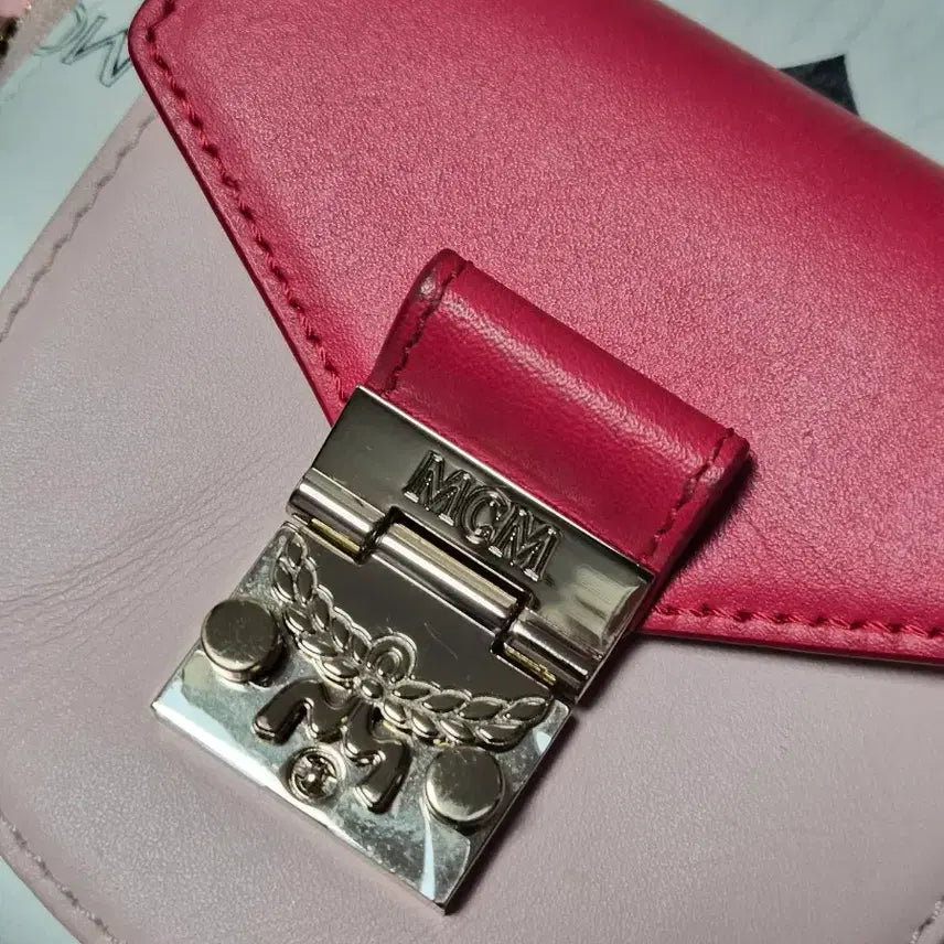 [BUNJANG] MCM White Day Special Limited Mini Backpack / MCM 화이트데이 초레어 미니백팩 연핑크핑크가방 화이트데이스페셜한정판