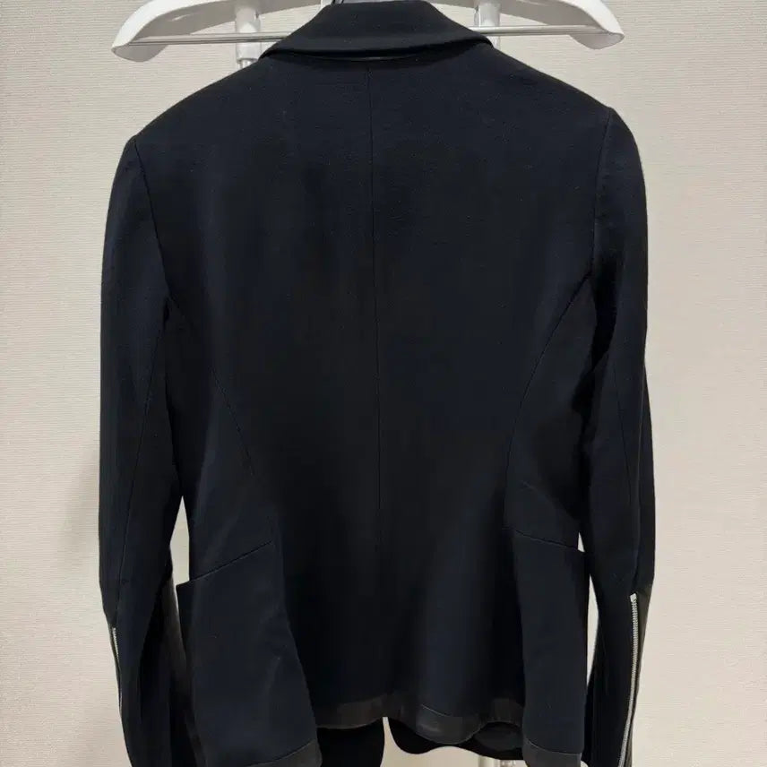 [BUNJANG] Theory Women's Blazer Jacket with Leather Sleeves / Theory 여성 블레이저 자켓 가죽소매