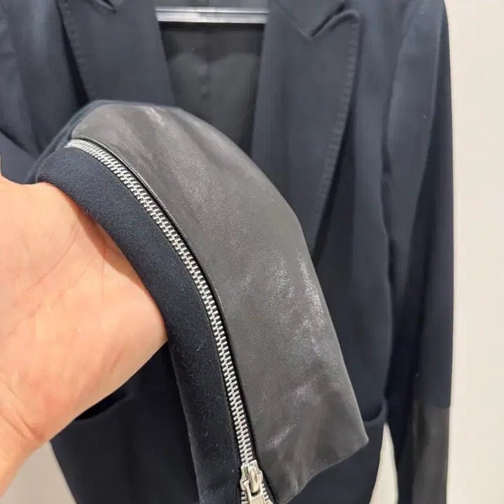 [BUNJANG] Theory Women's Blazer Jacket with Leather Sleeves / Theory 여성 블레이저 자켓 가죽소매