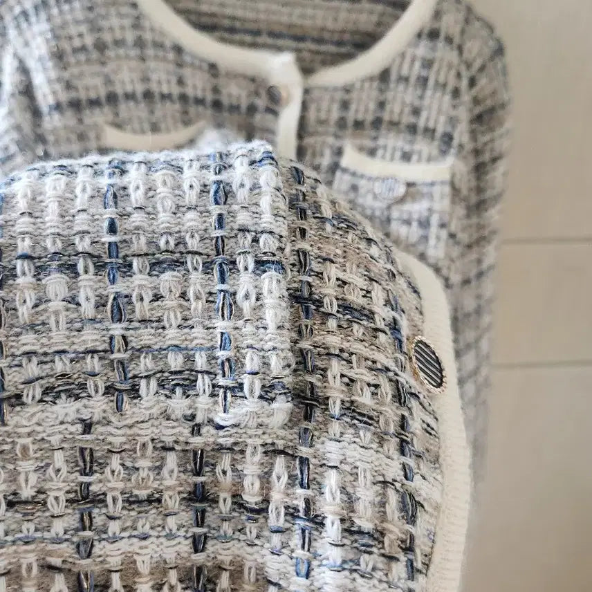 [BUNJANG] Tweed Round Neck Cardigan / 트위드 라운드넥 가디건77 넉넉