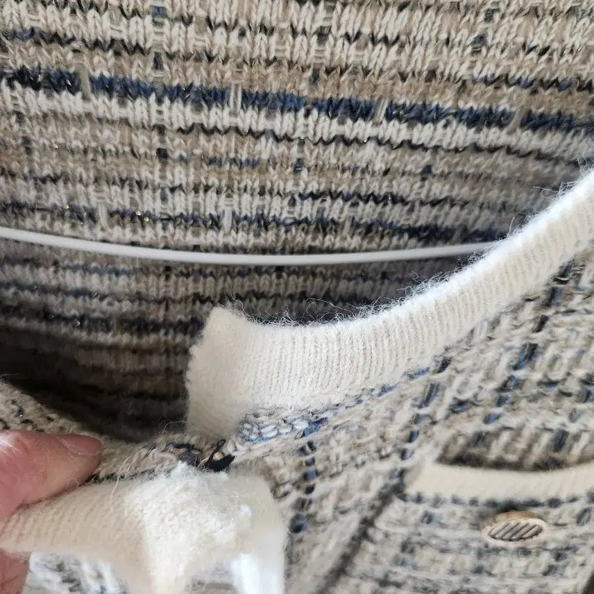 [BUNJANG] Tweed Round Neck Cardigan / 트위드 라운드넥 가디건77 넉넉