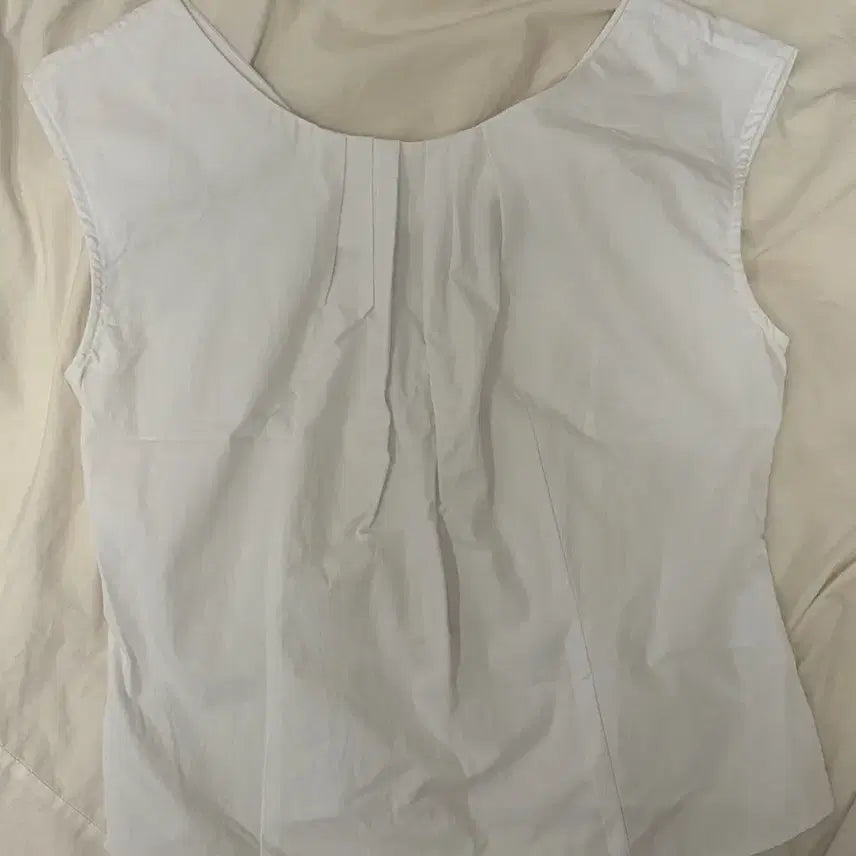 [BUNJANG] LEA Two-Way Sleeveless Top / LEA 르에 투웨이 슬리브리스