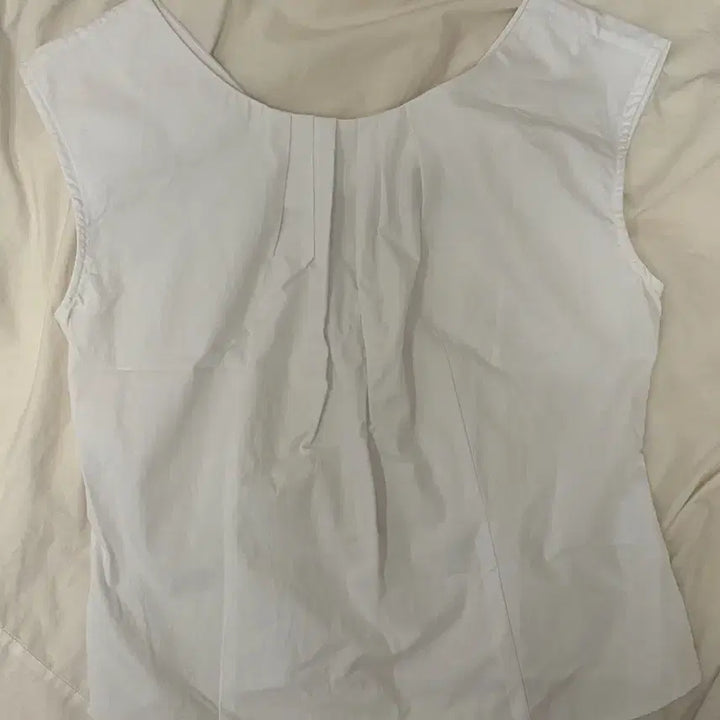 [BUNJANG] LEA Two-Way Sleeveless Top / LEA 르에 투웨이 슬리브리스