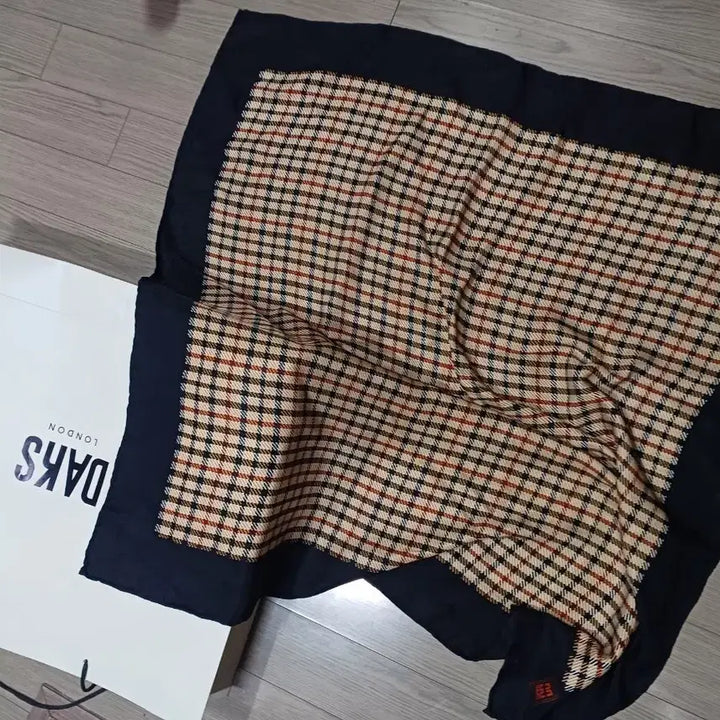 [BUNJANG] Daks Check Silk Scarf / 닥스 체크 스카프  사각 실크