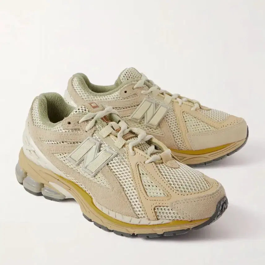 [BUNJANG] New Balance x Auralee 1906R Bone White Sneakers / [285]뉴발란스 오라리 1906R 본 화이트