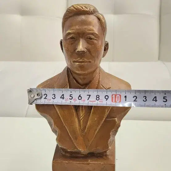 [BUNJANG] Park Chung-hee & Yuk Young-soo Bronze Busts / 박정희 대통령과 육영수여사 흉상