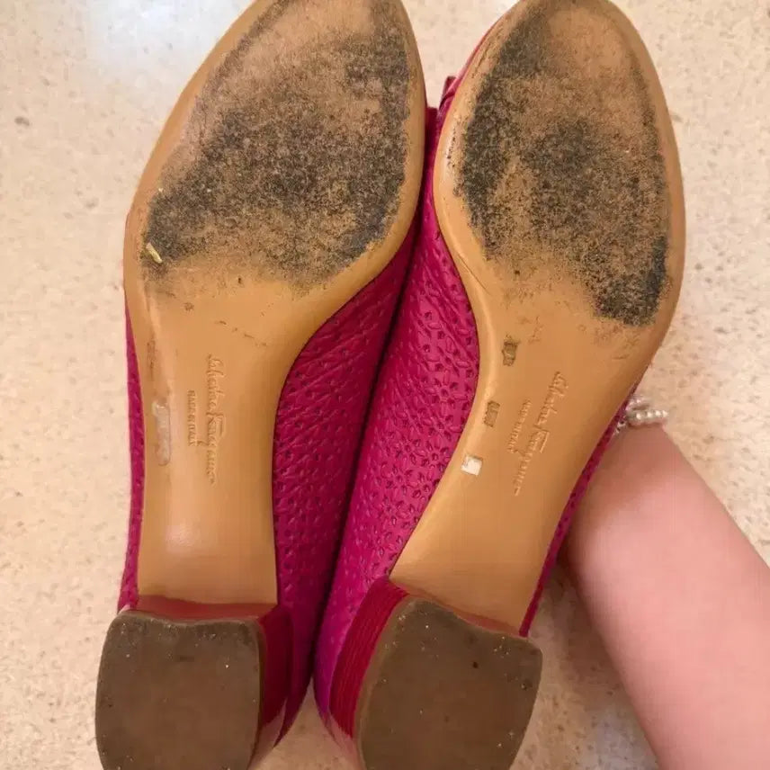 [BUNJANG] Ferragamo Vara Pink Ribbon Flat Pumps / 페라가모 바라 펌프스 핫핑크 리본 플랫슈즈36.5정품