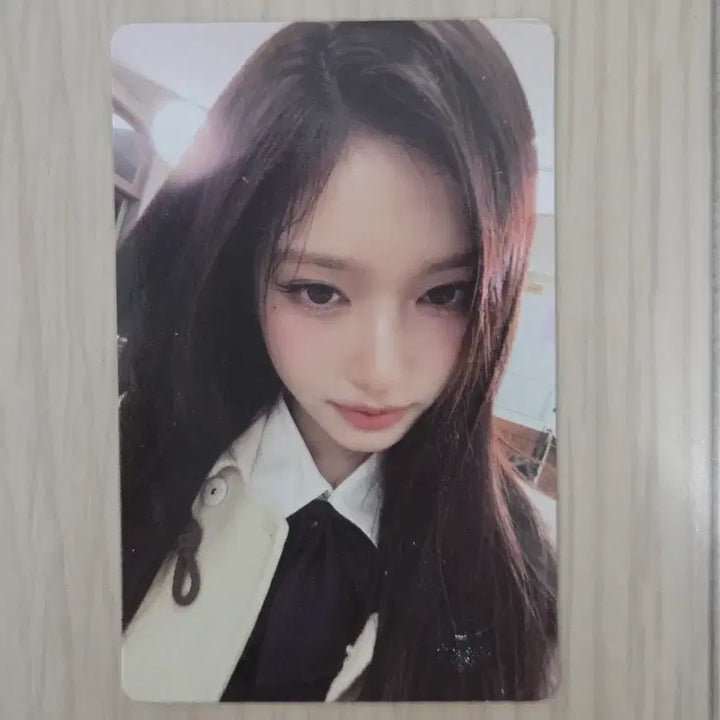 [BUNJANG] IVE LeeSeo Black Hole Broadcast Photocard / 아이브 IVE 블랙홀 이서 공방 포카 양도