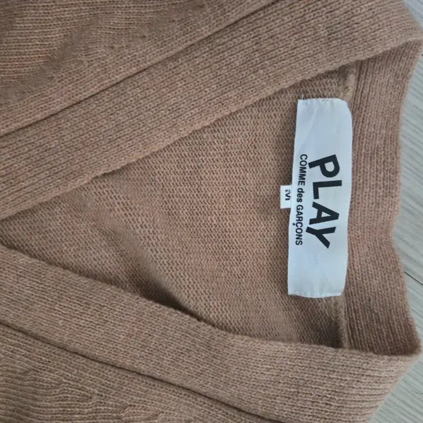 [BUNJANG] Comme des Garcons Play Brown Cardigan / 꼼데가르송 플레이 브라운 가디건